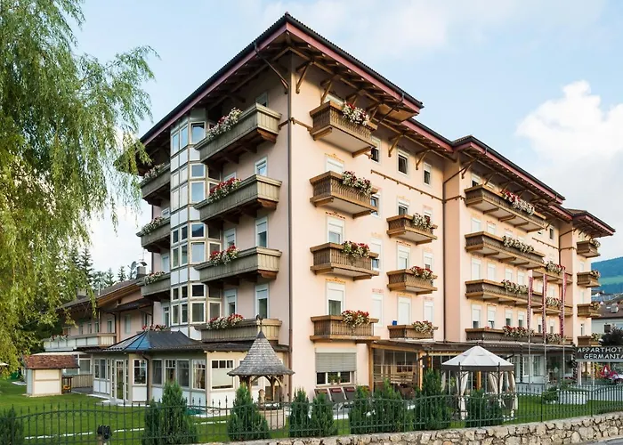 Apparthotel Germania Dobbiaco
