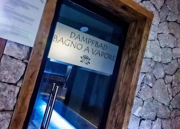 Hotel Villa Monica Dobbiaco